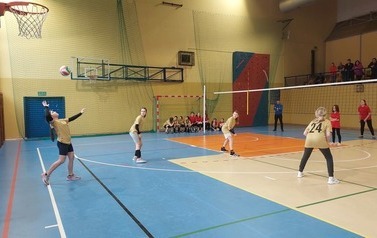 Zawody piłki siatkowej dziewcząt w ramach Igrzysk Dzieci 3