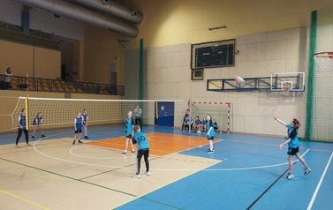 Zawody piłki siatkowej dziewcząt w ramach Igrzysk Dzieci 5