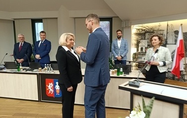 Medal Prezydenta RP dla Kierownika Urzędu Stanu Cywilnego Krystyny Jędrzejowskiej 21