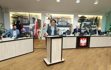 Podziękowanie dla Pani Małgorzaty Kuzianik- wieloletniego Kierownika Wydziału Planowania Przestrzennego Urzędu Gminy Zabierz&oacute;w 7