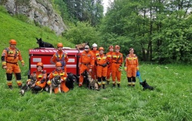 Ćwiczenia służb ratowniczych w dolinie Kobylańskiej 10