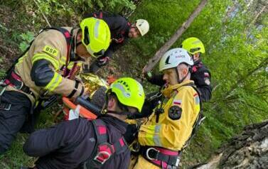 Ćwiczenia służb ratowniczych w dolinie Kobylańskiej 11