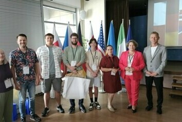 Delegacja z Gminy Zabierz&oacute;w na tradycyjnej Nocy Świętojańskiej w Morawicy! 23