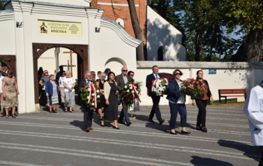 Uroczystości niemieckiej pacyfikacji Radwanowic w Rudawie 7