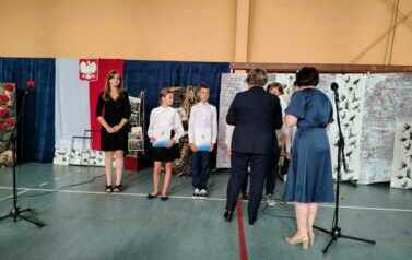 Rozpoczęcie roku szkolnego w Gminie Zabierz&oacute;w &ndash; wyjątkowa uroczystość w Rząsce 7