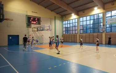 Zawody w koszyk&oacute;wce dziewcząt 5