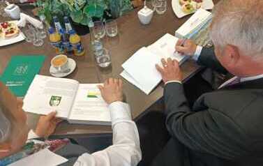 Wizyta delegacji z partnerskiej gminy Hru&scaron;t&iacute;n w Zabierzowie 1