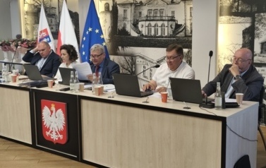 Wotum zaufania dla W&oacute;jta Gminy Zabierz&oacute;w Doroty Kęsek 5