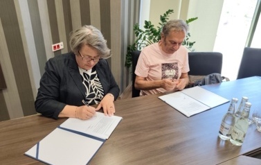 Umowa na projekt podpisana! Ważny krok w stronę nowego budynku wielofunkcyjnego w Bolechowicach 3