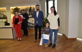 Gala rozdania nagr&oacute;d III edycji Konkursu &bdquo;W domu nie musi być nudno- postaw na rodzinę&rdquo; 41