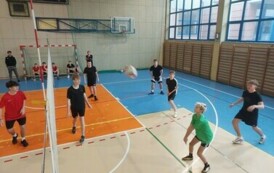 Gminne zawody siatk&oacute;wki chłopc&oacute;w w ramach Igrzysk Młodzieży Szkolnej 2