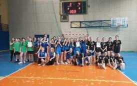 Zawody w piłce ręcznej dziewcząt 2