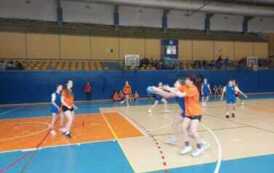 Zawody w piłce ręcznej dziewcząt 6