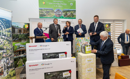 Zdjęcie do Uroczyste podsumowanie konkursu &bdquo;Najlepszy Sołtys Wojew&oacute;dztwa Małopolskiego A.D. 2023&rdquo;
