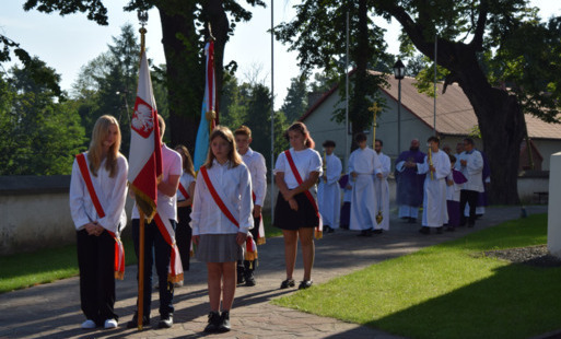 Zdjęcie do Uroczystości niemieckiej pacyfikacji Radwanowic w Rudawie