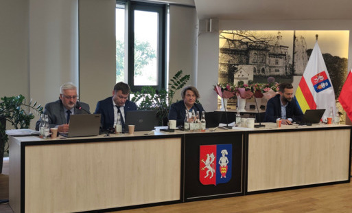 Zdjęcie do Wotum zaufania dla W&oacute;jta Gminy Zabierz&oacute;w Doroty Kęsek