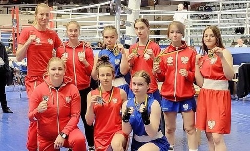 Zdjęcie do II miejsce na międzynarodowym turnieju boksu olimpijskiego Golden Girl w Szwecji