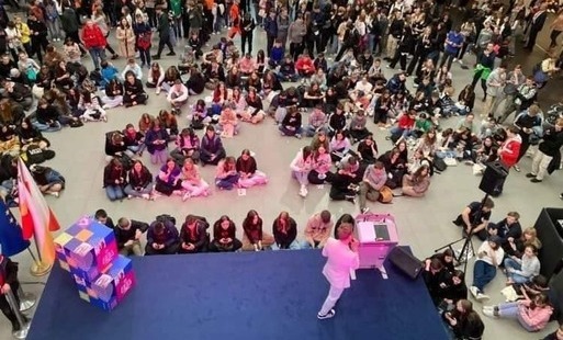 Zdjęcie do Uczniowie z naszej gminy na Festiwalu Zawod&oacute;w w Krakowie