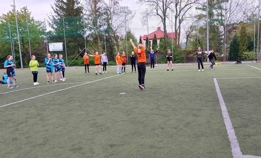 Zdjęcie do Zawody piłki nożnej dziewcząt w ramach Igrzysk Dzieci